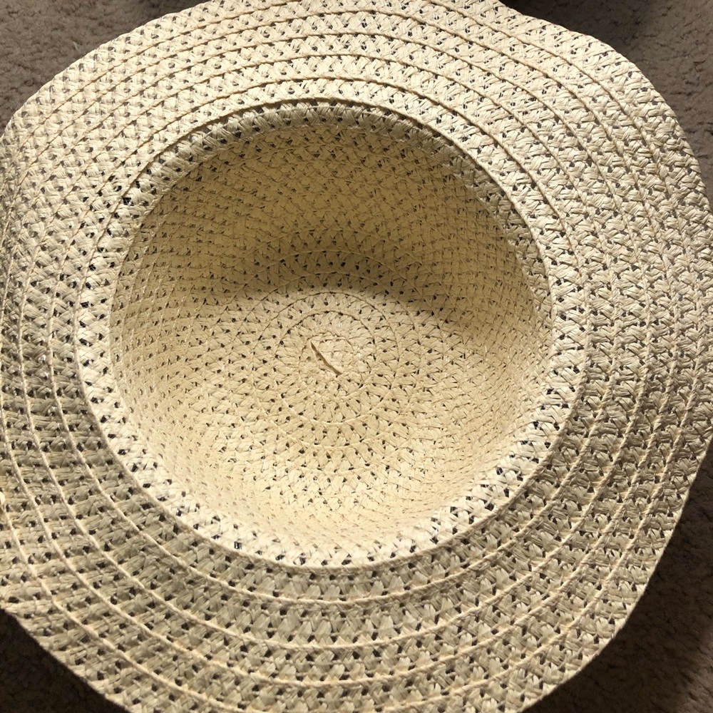 🎩 Women Hat !!! - Picture 3 of 3